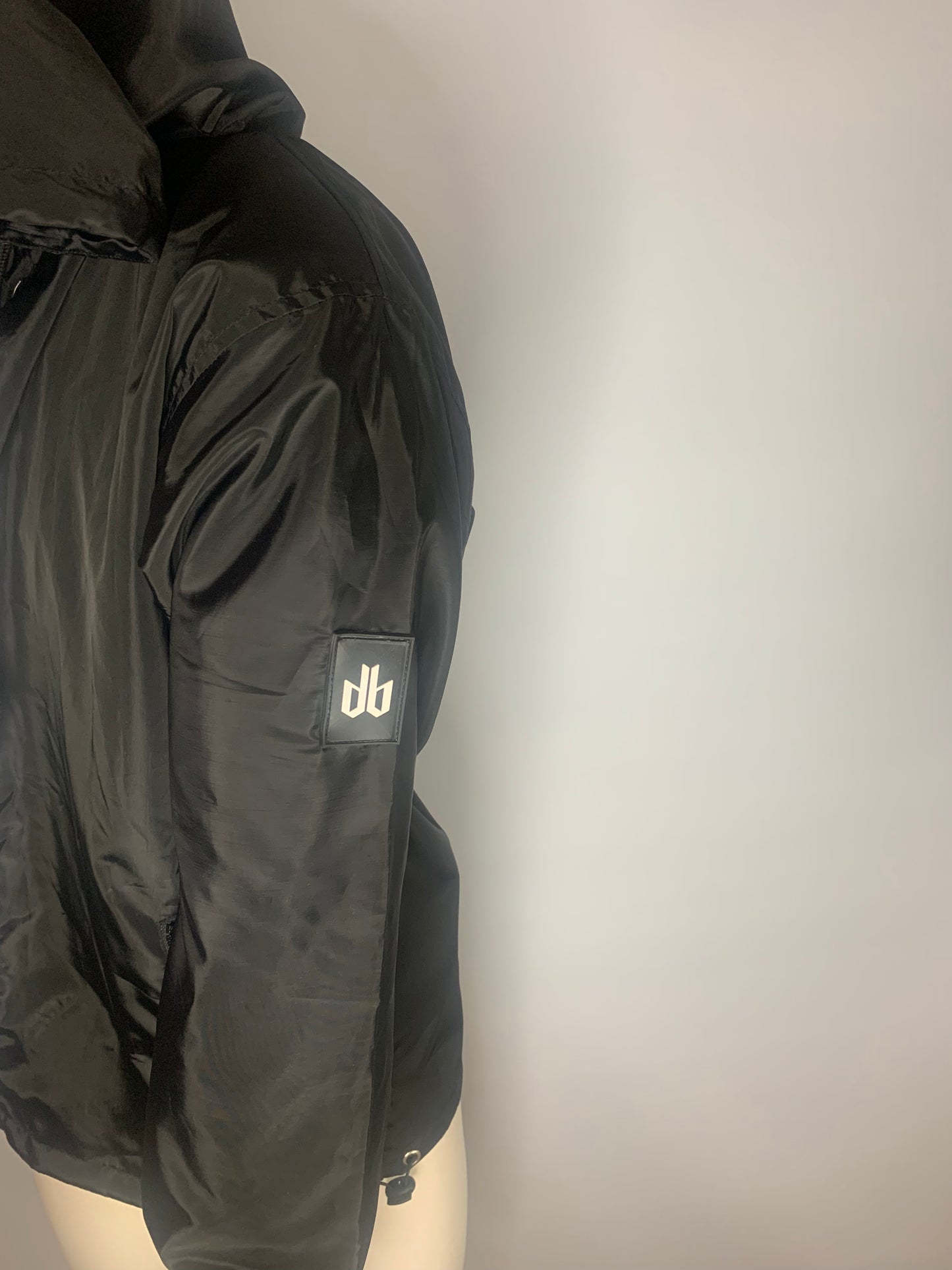 DB Windbreaker